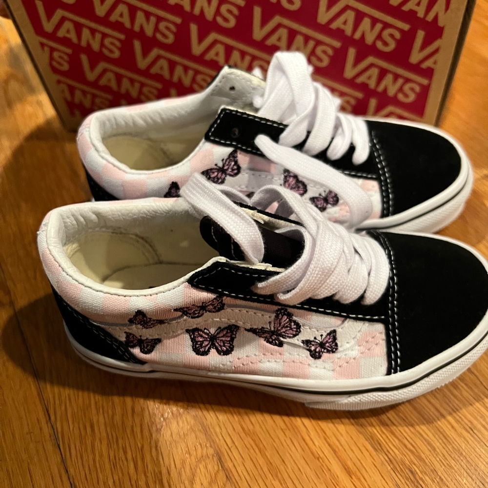 Vans Girls Toddler size 11 - Old Skool Butterfly Black